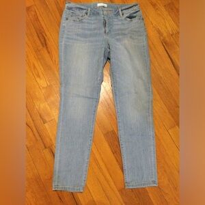 Loft, Curvy Skinny Crop Light Blue Women's Jeans Gently Worn.